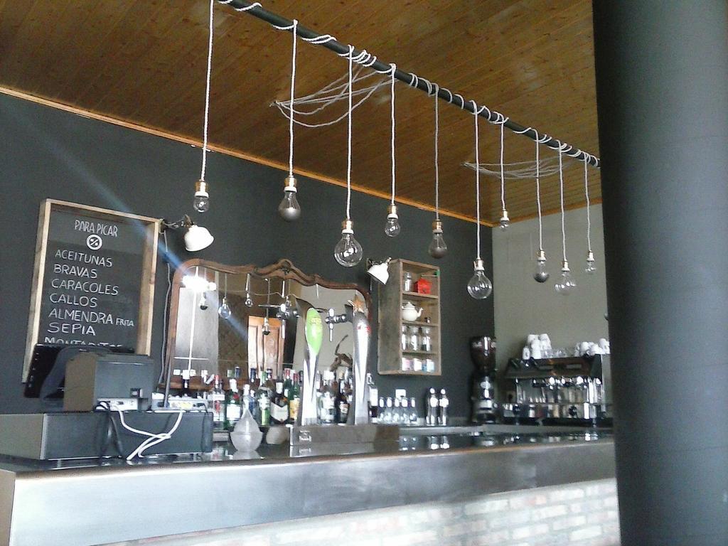 Hostal Royuela 외부 사진